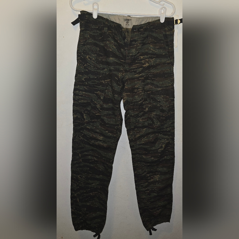 Carhartt WIP Men's Camouflage Pants Size 28/32